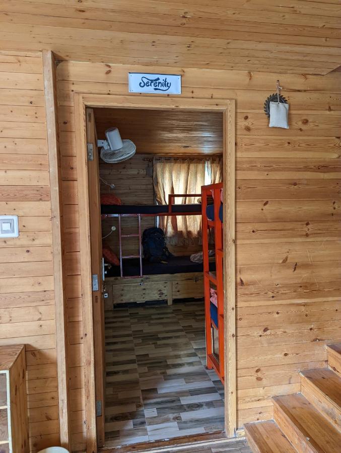 The Door To Nirvana Backpackers Hostel Котагири Екстериор снимка