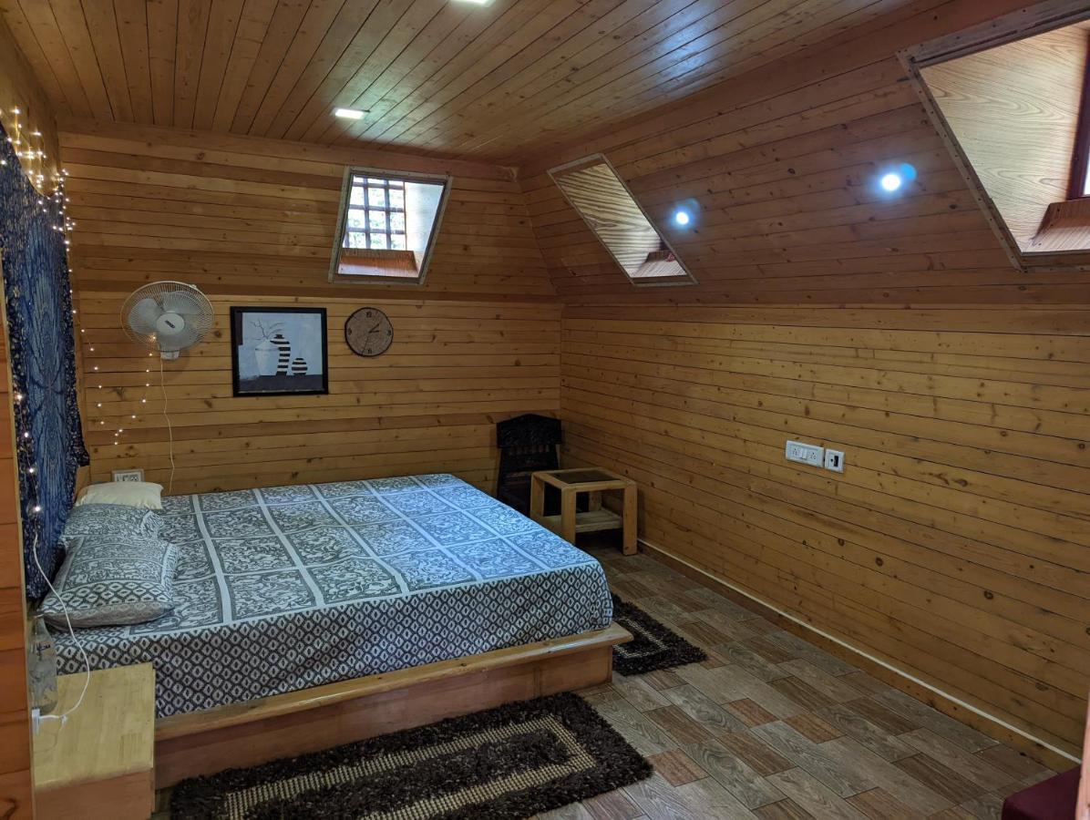 The Door To Nirvana Backpackers Hostel Котагири Екстериор снимка