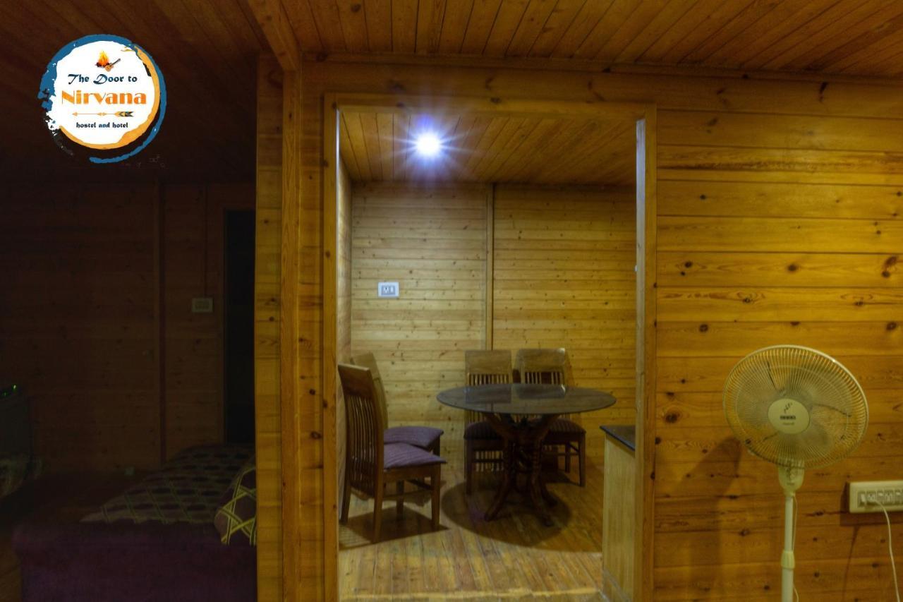 The Door To Nirvana Backpackers Hostel Котагири Екстериор снимка